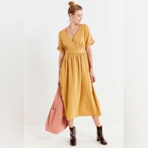 Urban Outfitters Linen Gabrielle wrap dress w/ pockets